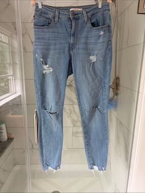 Levi's Light Wash Distressed Skinny Jeans - Women's